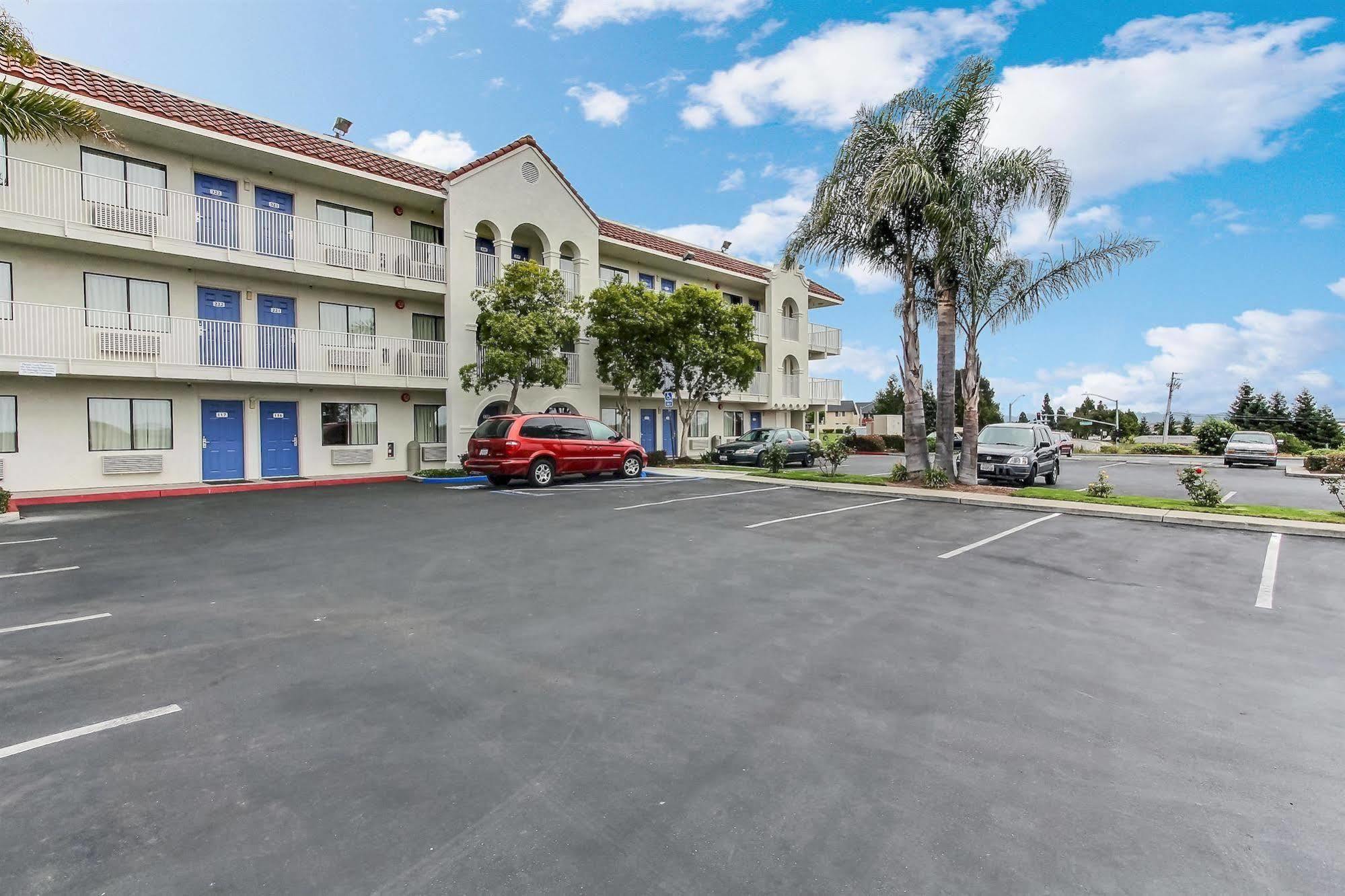 Motel 6-Watsonville, Ca - Monterey Area Екстер'єр фото