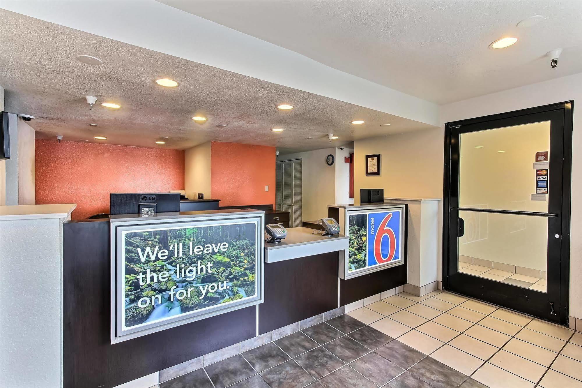 Motel 6-Watsonville, Ca - Monterey Area Екстер'єр фото