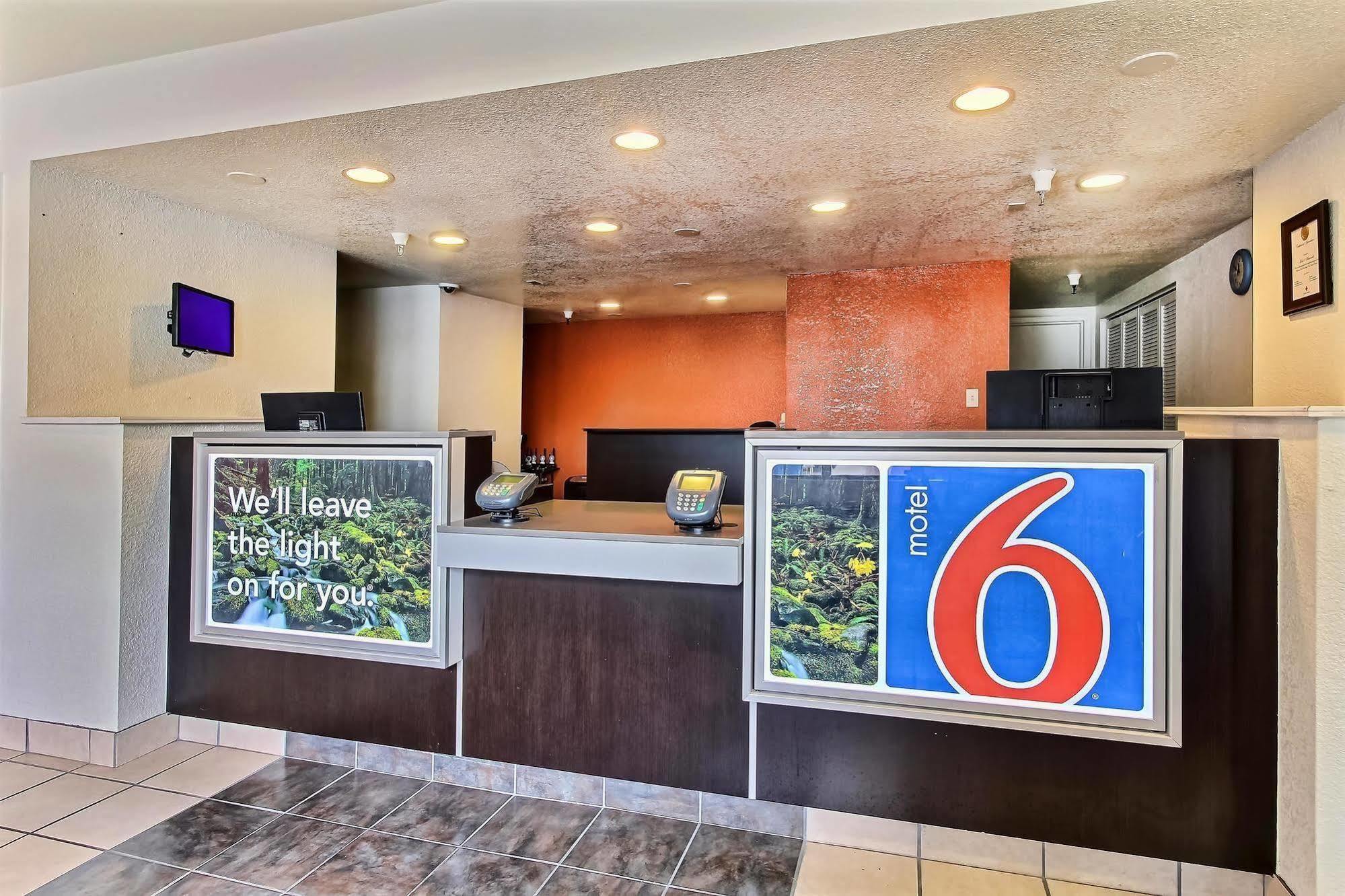 Motel 6-Watsonville, Ca - Monterey Area Екстер'єр фото