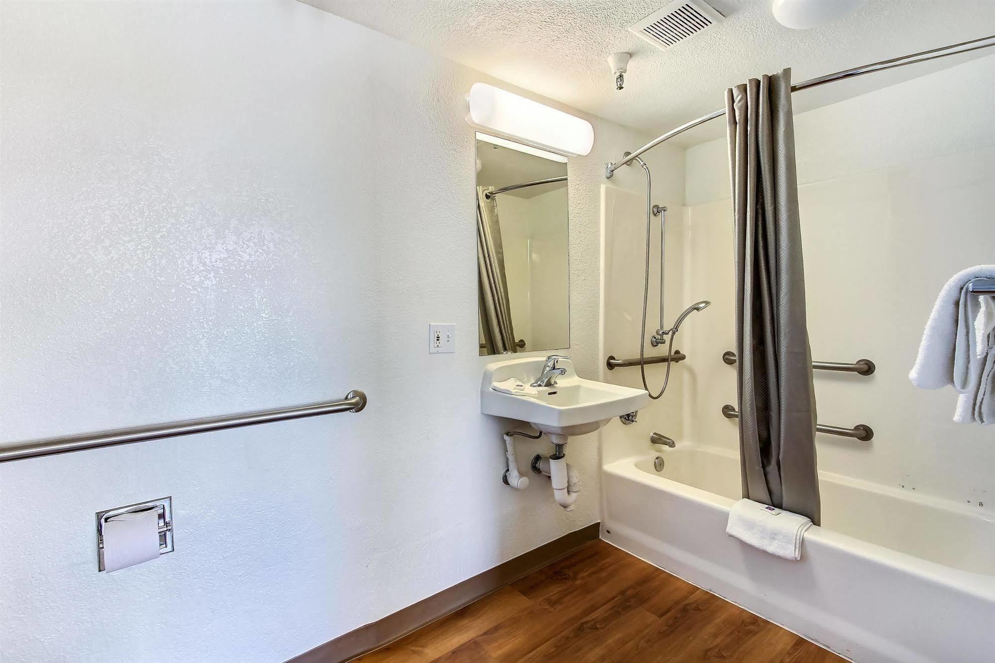 Motel 6-Watsonville, Ca - Monterey Area Екстер'єр фото
